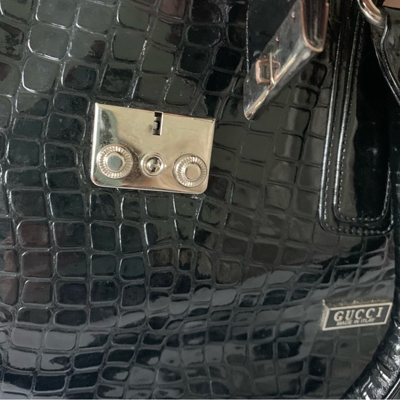 Authentic Gucci mini purse black crocodile print locking purse suede lining - Picture 11 of 15